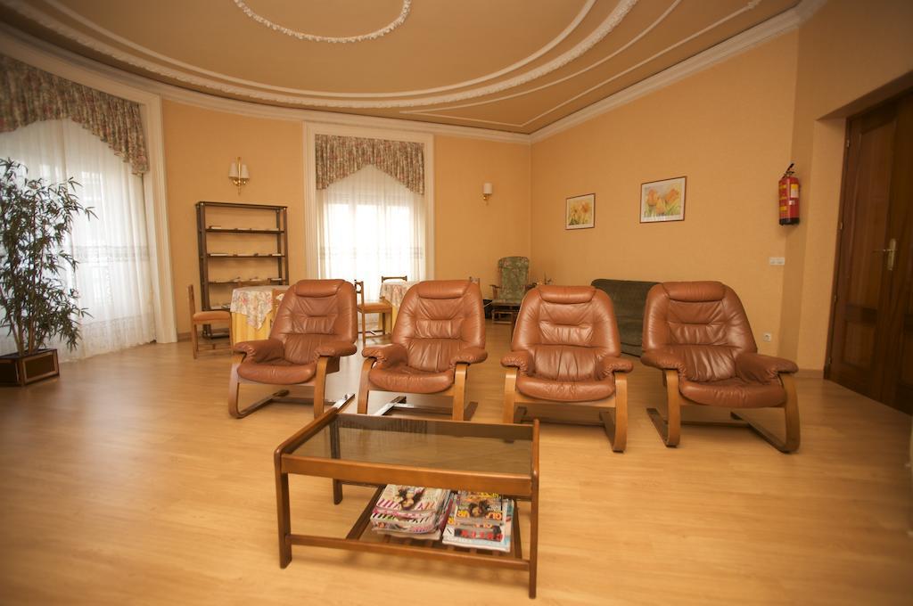 Hostal Andorra Madrid Exterior foto